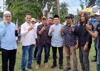 Fadhullah menghadiri acara silaturahmi akbar tim pemenangan Mualem-Dek Fadh bersama masyarakat dan para tokoh di Kecamatan Seruway, Aceh Tamiang, Minggu (10/11/2024). FOTO/for Orinews/PW