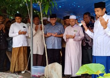 Menteri Ekraf Hadiri Maulid dan Ziarah Ke Makam Abu Lamkawe