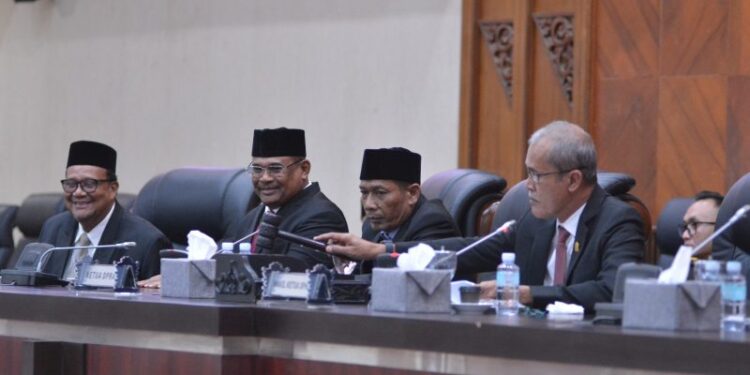 Ⓒ Hak cipta foto di atas dikembalikan sesungguhnya kepada pemilik foto KETIKKABARcom Ⓒ Hak cipta foto di atas dikembalikan sesungguhnya kepada pemilik foto