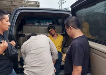 Terpidana narkotika yang kabu dari sel tahanan Pengadilan Negeri Banda Aceh pada 26 November 2024 akhirnya berhasil ditangkap pada Rabu 1212 di Kota Langsa FOTOketikkabar KETIKKABARcom Terpidana narkotika yang kabu dari sel tahanan Pengadilan Negeri Banda Aceh pada 26 November 2024 akhirnya berhasil ditangkap pada Rabu 1212 di Kota Langsa FOTOketikkabar