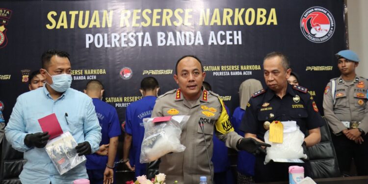 Ⓒ Hak cipta foto di atas dikembalikan sesungguhnya kepada pemilik foto