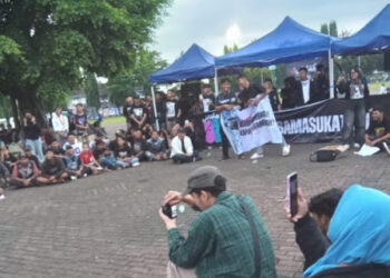 Ⓒ Hak cipta foto di atas dikembalikan sesungguhnya kepada pemilik foto