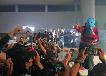 Lagu Sukatani ‘Bayar Bayar Bayar’ Viral, IPW Soroti Respons Polri terhadap Kritik dalam Seni