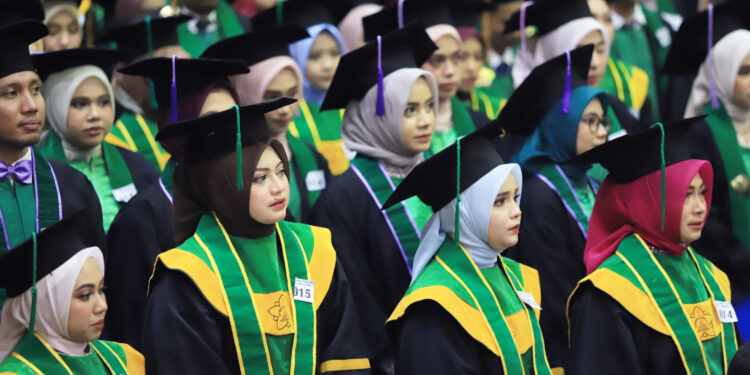 Para wisudawan mengikuti upacara wisuda ke164 USK di gedung AAC Dayan Dawood Darussalam Banda Aceh Rabu 1222025 FOTOHUMAS USK KETIKKABARcom Para wisudawan mengikuti upacara wisuda ke 164 USK di gedung AAC Dayan Dawood Darussalam Banda Aceh Rabu 1222025 FOTOHUMAS USK