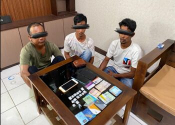 Ⓒ Hak cipta foto di atas dikembalikan sesungguhnya kepada pemilik foto