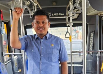 Wakil Ketua DPRK Banda Aceh, Daniel Abdul Wahab langsung mencoba rute baru Trans Koetaradja kawasan Lampaseh hingga Lambung, Ulee Lheue pada Rabu (26/2/2025).