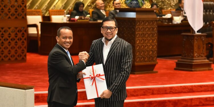 arsipberitaruuminerbaresmidisahkanmenjadiundangundang4aevvrs KETIKKABARcom RUU Minerba Resmi Disahkan Menjadi Undang-Undang