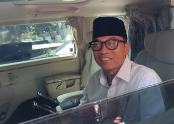 Menteri Desa dan Pembangunan Daerah Tertinggal PDT Yandri Susanto usai bertemu pimpinan KPK di Jakarta Selasa 11 Maret 2025RMOLⒸ Hak cipta foto di atas dikembalikan sesungguhnya kepada pemilik foto KETIKKABARcom Menteri Desa dan Pembangunan Daerah Tertinggal PDT Yandri Susanto usai bertemu pimpinan KPK di Jakarta Selasa 11 Maret 2025RMOLⒸ Hak cipta foto di atas dikembalikan sesungguhnya kepada pemilik foto