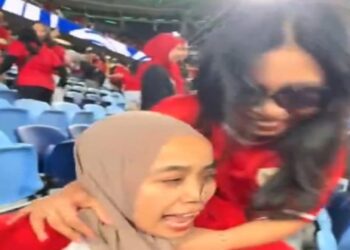 Viral Suporter Garuda Kesurupan usai Dibantai Australia: Pulangkan Kluivert, Kembalikan STY!