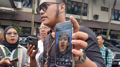 Ⓒ Hak cipta foto di atas dikembalikan sesungguhnya kepada pemilik foto KETIKKABARcom Ⓒ Hak cipta foto di atas dikembalikan sesungguhnya kepada pemilik foto