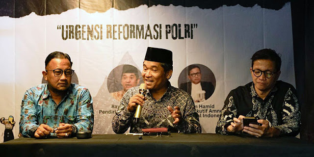 Ⓒ Hak cipta foto di atas dikembalikan sesungguhnya kepada pemilik foto KETIKKABARcom Ⓒ Hak cipta foto di atas dikembalikan sesungguhnya kepada pemilik foto