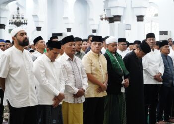 Ⓒ Hak cipta foto di atas dikembalikan sesungguhnya kepada pemilik foto