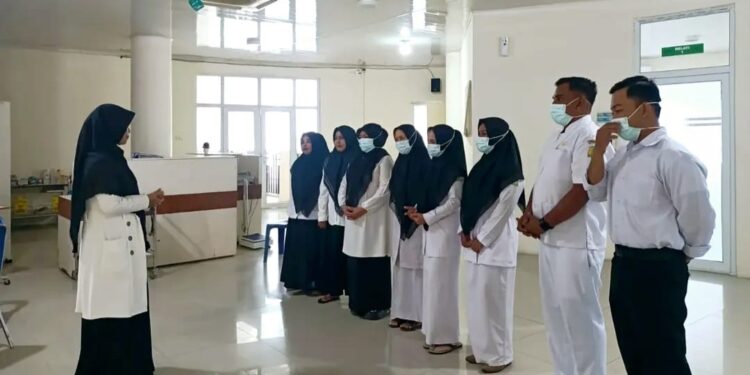 Tim IPCN RSUD Aceh Besar melakukan monitoring dan edukasi kepada petugas kesehatan RSUD Aceh Besar Indrapuri Senin 03032025 FOTOMC ACEH BESAR KETIKKABARcom Tim IPCN RSUD Aceh Besar melakukan monitoring dan edukasi kepada petugas kesehatan RSUD Aceh Besar Indrapuri Senin 03032025 FOTOMC ACEH BESAR