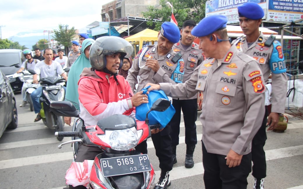 Ⓒ Hak cipta foto di atas dikembalikan sesungguhnya kepada pemilik foto