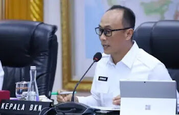 Zudan Arif Fakrulloh memimpin sidang banding administratif ASN pada 26 Februari 2025 di Kantor Pusat BKN Jakarta, yang memutuskan pemberhentian 20 ASN karena pelanggaran disiplin berat. (foto: menpan.go.id di edit melalui canva.com). Ⓒ Hak cipta foto di atas dikembalikan sesungguhnya kepada pemilik foto.