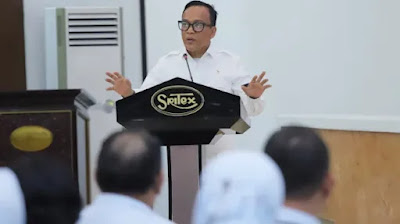 padpompbwebpjpeg KETIKKABARcom Wamenaker Bohongi Publik terkait Sritex