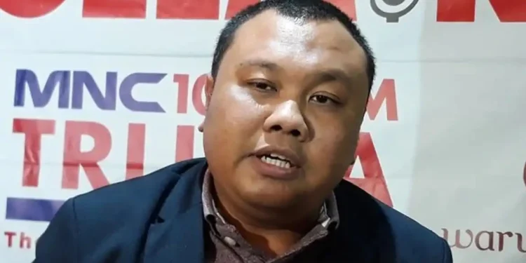 Pengamat Politik Hendri Satrio berpendapat Mentan Amran menjalankan kebijakan pembangunan pertanian untuk kesejahteraan petani dan menggenjot hasil pertanian secara signifikanDok Humas Kementan Ⓒ Hak cipta foto di atas dikembalikan sesungguhnya kepada pemilik foto KETIKKABARcom Pengamat Politik Hendri Satrio berpendapat Mentan Amran menjalankan kebijakan pembangunan pertanian untuk kesejahteraan petani dan menggenjot hasil pertanian secara signifikanDok Humas Kementan Ⓒ Hak cipta foto di atas dikembalikan sesungguhnya kepada pemilik foto