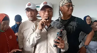 1000033225webpjpeg KETIKKABARcom Rizal Fadillah Ungkap 7 Kejanggalan Ijazah dan Skripsi Jokowi yang Membuatnya diduga Palsu