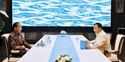 1000033368jpg KETIKKABARcom Ekonomi Melemah Pengamat Nilai Dampak Kebijakan Jokowi dan Prabowo