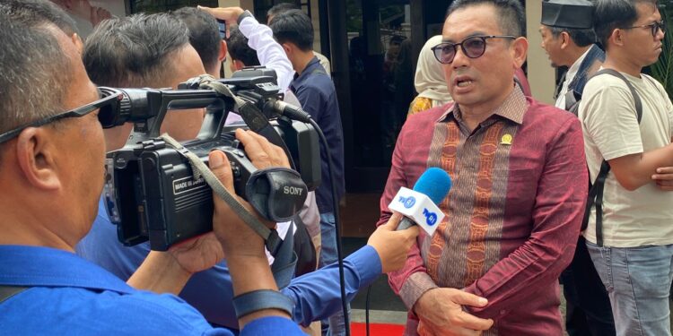 Ⓒ Hak cipta foto di atas dikembalikan sesungguhnya kepada pemilik foto KETIKKABARcom Ⓒ Hak cipta foto di atas dikembalikan sesungguhnya kepada pemilik foto