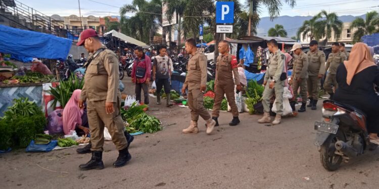 Ⓒ Hak cipta foto di atas dikembalikan sesungguhnya kepada pemilik foto