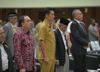 Plt. Sekda Aceh, M. Nasir, S.IP. MPA menghadiri Pengukuhan Guru Besar Profesor pada Sidang terbuka akademik Universitas Syiah Kuala, Darussalam, Selasa, 22/04/2025.