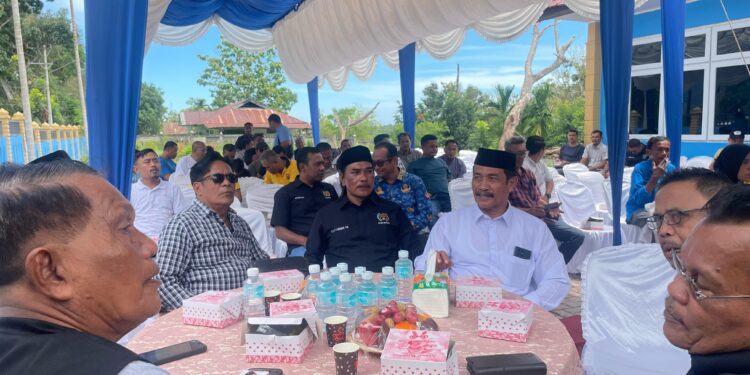 Wakil Bupati Aceh Besar Drs Syukri A Jalil menghadiri acara silaturrahmi yang digelar di Kantor PWI Aceh Besar Kota Jantho Jumat 2542025 FOTO MC ACEH BESAR KETIKKABARcom Wakil Bupati Aceh Besar Drs Syukri A Jalil menghadiri acara silaturrahmi yang digelar di Kantor PWI Aceh Besar Kota Jantho Jumat 2542025 FOTO MC ACEH BESAR