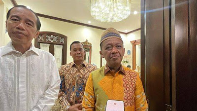 menteriesdmbahlillahadaliadanmenterikependudukandankeluargaberencananasionalbkkbnwihajijpeg KETIKKABARcom Silaturahmi atau Isyarat Matahari Kembar