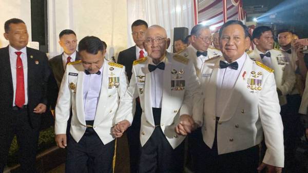 Ⓒ Hak cipta foto di atas dikembalikan sesungguhnya kepada pemilik foto KETIKKABARcom Ⓒ Hak cipta foto di atas dikembalikan sesungguhnya kepada pemilik foto