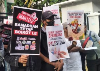 pamdopdpjpeg KETIKKABARcom Makin banyak korban jiwa Ulama dunia serukan boikot produk asing yang terafiliasi Israel ini daftarnya