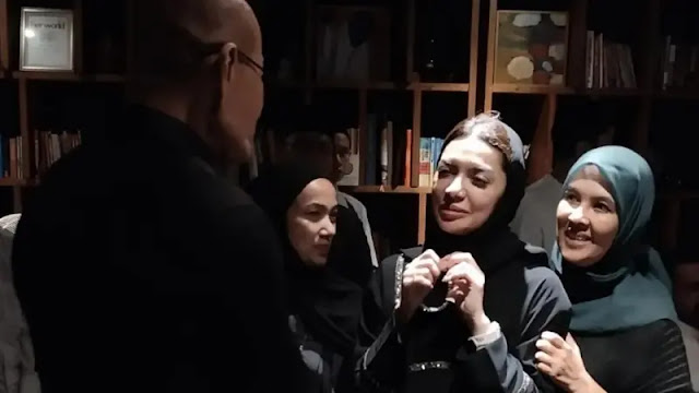 Ⓒ Hak cipta foto di atas dikembalikan sesungguhnya kepada pemilik foto KETIKKABARcom Ⓒ Hak cipta foto di atas dikembalikan sesungguhnya kepada pemilik foto