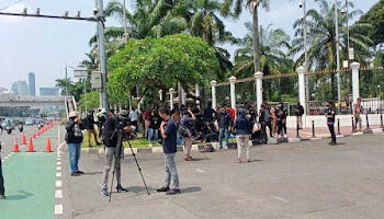 Ⓒ Hak cipta foto di atas dikembalikan sesungguhnya kepada pemilik foto