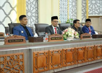 Rapat Paripurna DPRK dalam Rangka Penetapan Hasil Uji Kelayakan dan Kepatutan (Fit & Proper Test) Keanggotaan Baitul Mal Kota Banda Aceh DPRK Banda Aceh Rabu, (21/05/2025). Dok Humas DPRK Banda Aceh/ Riza Azhari