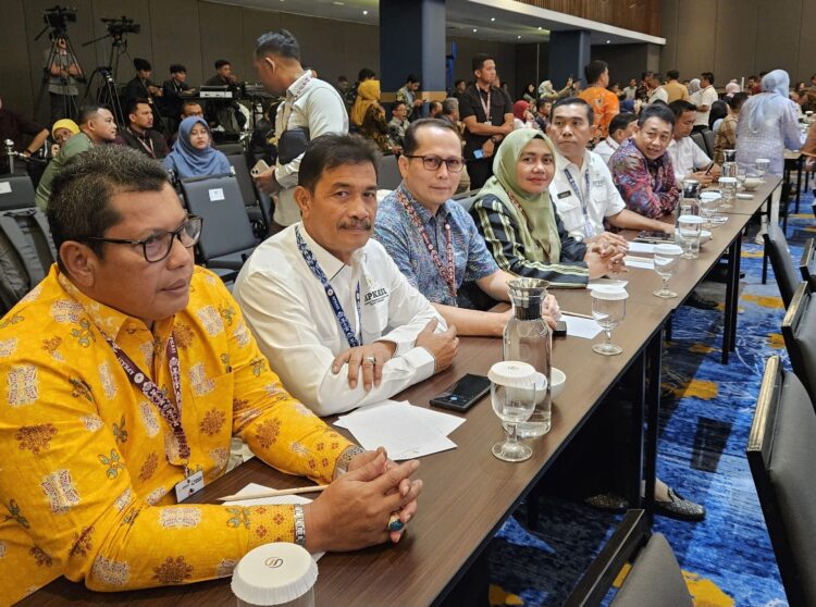 Wakil Bupati Aceh Besar Drs Syukri A Jalil menghadiri pembukaan Munas VI APKASI di Sentra Hotel Kabupaten Minahasa Utara Sulawesi Utara Jumat 3052025 FOTO DOK PEMKAB ACEH BESAR KETIKKABARcom Wakil Bupati Aceh Besar Drs Syukri A Jalil menghadiri pembukaan Munas VI APKASI di Sentra Hotel Kabupaten Minahasa Utara Sulawesi Utara Jumat 3052025 FOTO DOK PEMKAB ACEH BESAR