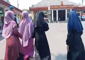 Ⓒ Hak cipta foto di atas dikembalikan sesungguhnya kepada pemilik foto