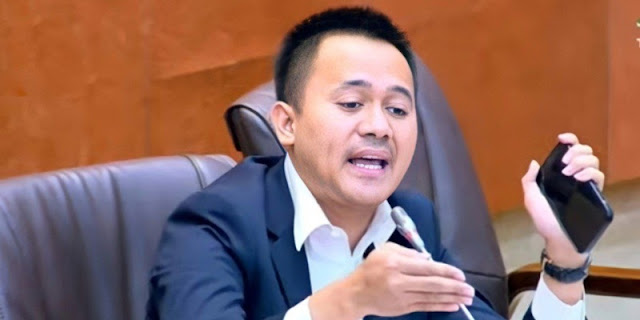 Ⓒ Hak cipta foto di atas dikembalikan sesungguhnya kepada pemilik foto KETIKKABARcom Ⓒ Hak cipta foto di atas dikembalikan sesungguhnya kepada pemilik foto