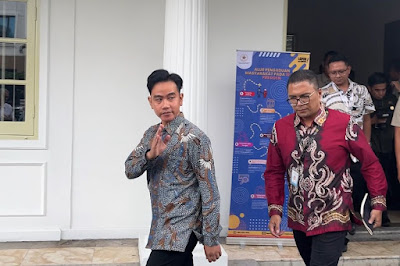 Ⓒ Hak cipta foto di atas dikembalikan sesungguhnya kepada pemilik foto KETIKKABARcom Ⓒ Hak cipta foto di atas dikembalikan sesungguhnya kepada pemilik foto