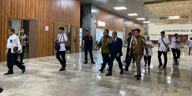 Ⓒ Hak cipta foto di atas dikembalikan sesungguhnya kepada pemilik foto KETIKKABARcom Ⓒ Hak cipta foto di atas dikembalikan sesungguhnya kepada pemilik foto