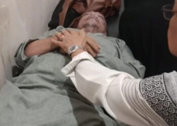 Tangkapan layar Ustaz Yahya Waloni meninggal dunia saat khutbah jumat di Makassar Ⓒ Hak cipta foto di atas dikembalikan sesungguhnya kepada pemilik foto KETIKKABARcom Tangkapan layar Ustaz Yahya Waloni meninggal dunia saat khutbah jumat di Makassar Ⓒ Hak cipta foto di atas dikembalikan sesungguhnya kepada pemilik foto