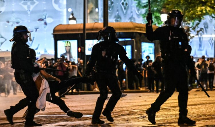 Ⓒ Hak cipta foto di atas dikembalikan sesungguhnya kepada pemilik foto