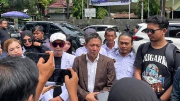 Ⓒ Hak cipta foto di atas dikembalikan sesungguhnya kepada pemilik foto KETIKKABARcom Ⓒ Hak cipta foto di atas dikembalikan sesungguhnya kepada pemilik foto