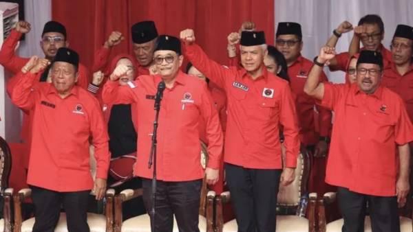 Ⓒ Hak cipta foto di atas dikembalikan sesungguhnya kepada pemilik foto KETIKKABARcom Ⓒ Hak cipta foto di atas dikembalikan sesungguhnya kepada pemilik foto