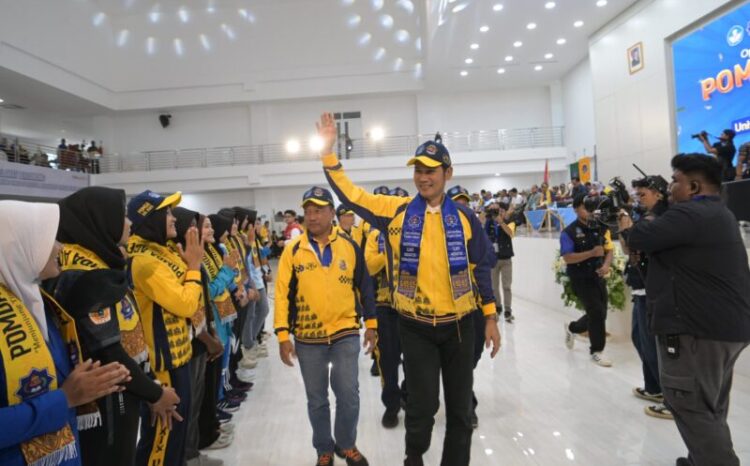 Pelaksana Tugas Plt Sekretaris Daerah Aceh Muhammad Nasir membuka Pekan Olahraga Mahasiswa Daerah Aceh Pomda yang diselenggarakan di Universitas Teuku Umar Meulaboh Kabupaten Aceh Barat pada Rabu 1162025 KETIKKABARcom Pelaksana Tugas Plt Sekretaris Daerah Aceh Muhammad Nasir membuka Pekan Olahraga Mahasiswa Daerah Aceh Pomda yang diselenggarakan di Universitas Teuku Umar Meulaboh Kabupaten Aceh Barat pada Rabu 1162025