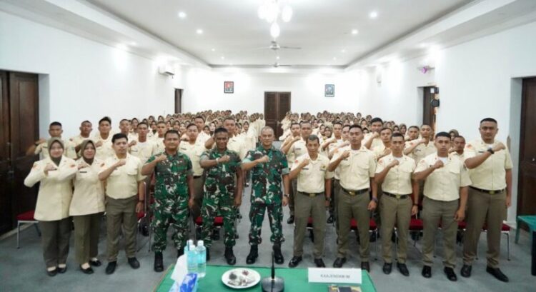 Ⓒ Hak cipta foto di atas dikembalikan sesungguhnya kepada pemilik foto