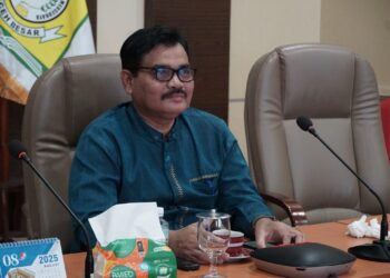 Kepala Dinas Pertanian Kabupaten Aceh Besar Jakfar SP M.Si mengikuti Rapat Koordinasi dengan Kementerian Pertanian RI secara virtual di ruang rapat kantor Bupati Aceh Besar, Kota Jantho, Jumat (20/06/2025). FOTO/MC ACEH BESAR