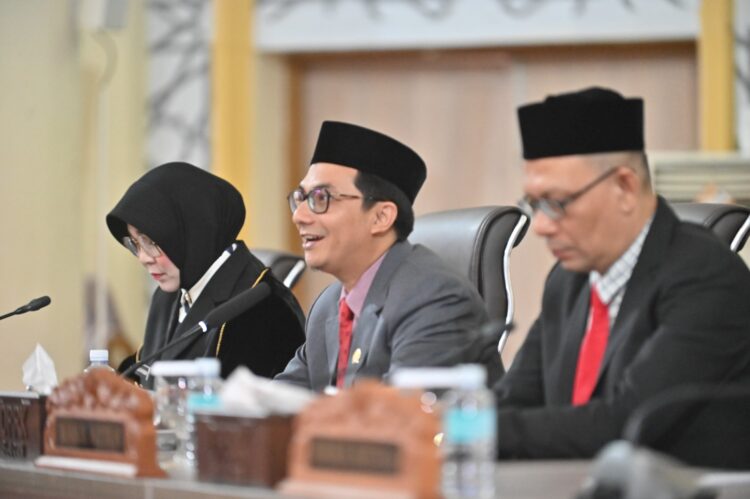 Ⓒ Hak cipta foto di atas dikembalikan sesungguhnya kepada pemilik foto KETIKKABARcom Ⓒ Hak cipta foto di atas dikembalikan sesungguhnya kepada pemilik foto