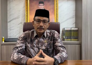 Anggota Dewan Perwakilan Daerah (DPD) RI asal Aceh, H. Sudirman (Haji Uma) Ⓒ Hak cipta foto di atas dikembalikan sesungguhnya kepada pemilik foto