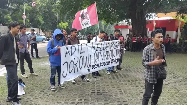 Ⓒ Hak cipta foto di atas dikembalikan sesungguhnya kepada pemilik foto KETIKKABARcom Ⓒ Hak cipta foto di atas dikembalikan sesungguhnya kepada pemilik foto