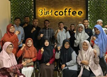nggota Komisi III DPR RI dari Fraksi PKS, Nasir Djamil, menerima audiensi Forum Komunikasi ASN PPPK Pemerintah Aceh (Forkom ASN PPPK) di Banda Aceh, Jumat (18/7/2025).