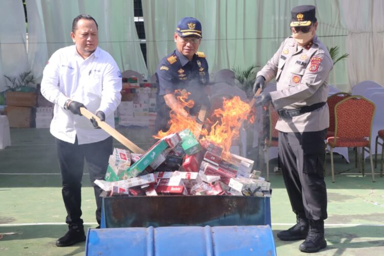 Ⓒ Hak cipta foto di atas dikembalikan sesungguhnya kepada pemilik foto KETIKKABARcom Ⓒ Hak cipta foto di atas dikembalikan sesungguhnya kepada pemilik foto